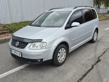 Авто Volkswagen Touran 2005 № 8122055
