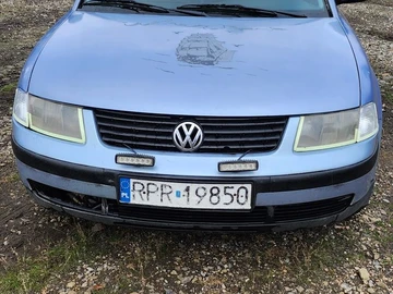 Авто Volkswagen Passat Variant 1997 № 8122252