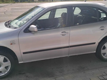 Авто SEAT Leon 2003 № 8122279