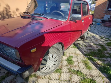 Авто ВАЗ 2105 1989 № 8122302