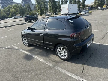 Авто SEAT Ibiza 2005 № 8122316