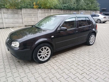 Авто Volkswagen Golf 2001 № 8122350