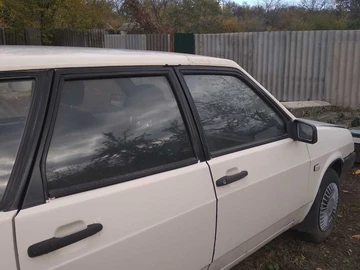 Авто ВАЗ 2109 1989 № 8122559