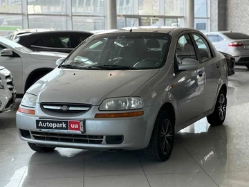 Авто Chevrolet Aveo 2005 № 8122568