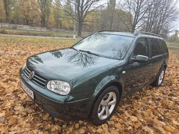 Авто Volkswagen Golf 2002 № 8122599