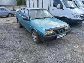Авто ВАЗ 21099 1999 № 8122616