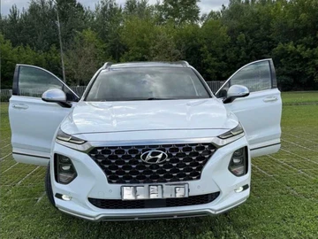 Авто Hyundai Santa Fe 2018 № 8122684