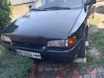 Авто Mazda 323 1993 № 8123115