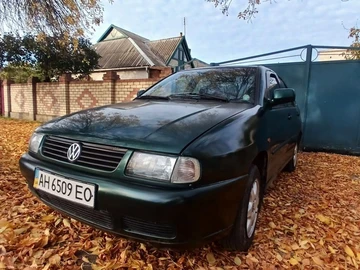 Авто Volkswagen Polo 1998 № 8123278