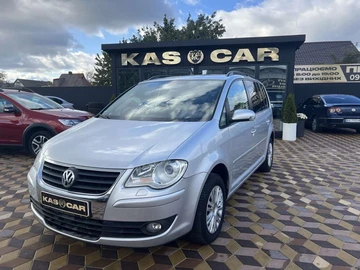 Авто Volkswagen Touran 2008 № 8123366