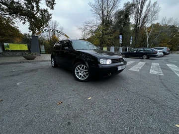 Авто Volkswagen Golf 2001 № 8123388