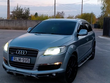 Авто Audi Q7 2008 № 8123402