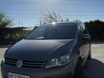 Авто Volkswagen Touran 2011 № 8123662