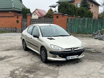 Авто Peugeot 206 2007 № 8123677
