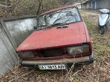 Авто ВАЗ 2105 1997 № 8123727