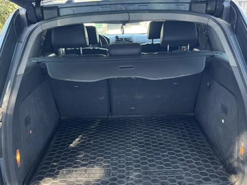 Авто Volkswagen Touareg 2005 № 8123848