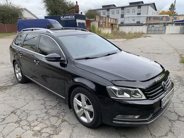 Авто Volkswagen Passat Variant 2013 № 8123889