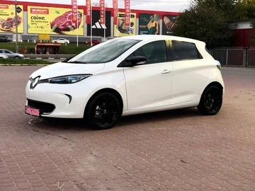 Авто Renault Zoe 2017 № 8123999