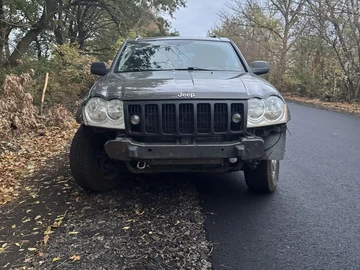 Авто Jeep Grand Cherokee 2005 № 8124006