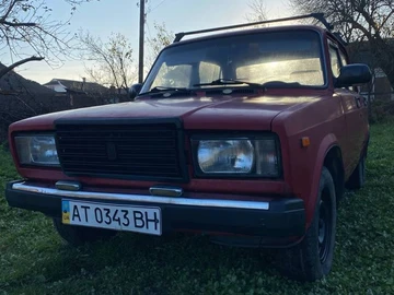 Авто ВАЗ 2107 1989 № 8124022
