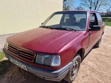 Авто Peugeot 208 1998 № 8124037