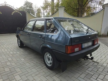 Авто ВАЗ 2109 2002 № 8124041