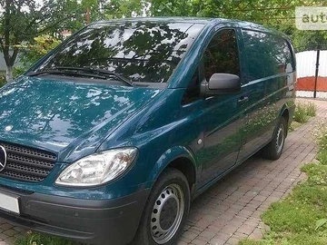 Авто Mercedes 220 2010 № 8124048
