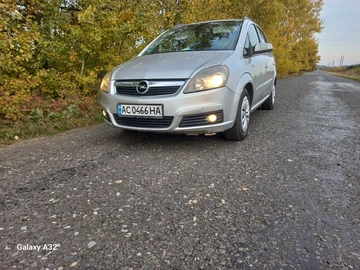 Авто Opel Zafira 2005 № 8124053