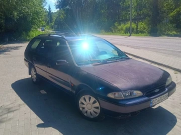 Авто Ford Mondeo 1995 № 8124127