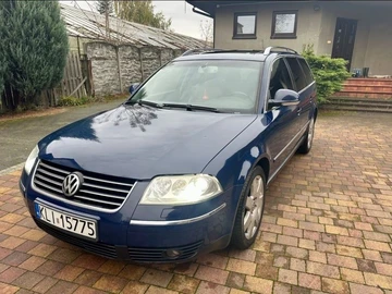 Авто Volkswagen Passat Variant 2004 № 8124285