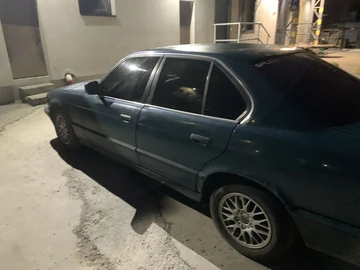 Авто BMW 5 Серия 1990 № 8124498