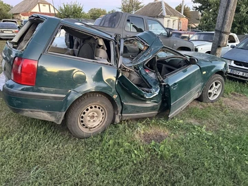 Авто Volkswagen Passat Variant 1999 № 8124597