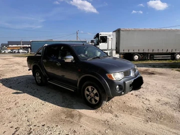 Авто Mitsubishi L 200 2007 № 8124598