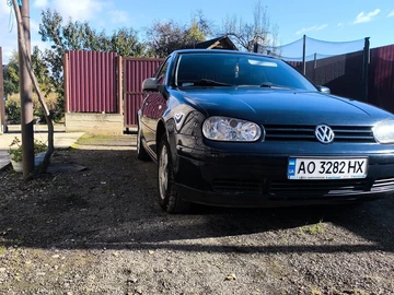 Авто Volkswagen Golf 1999 № 8124620