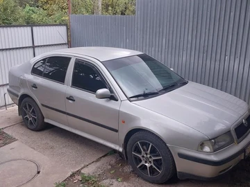 Авто Skoda Octavia 2000 № 8124789