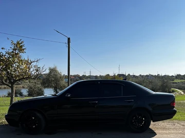Авто Mercedes E Серия 2000 № 8124812