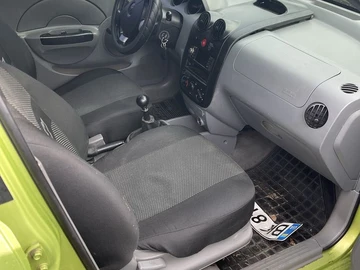Авто Chevrolet Aveo 2004 № 8124867