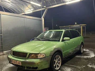 Авто Audi A4 1999 № 8125003