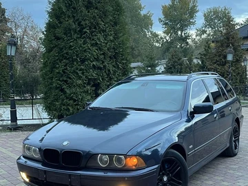 Авто BMW 5 Серия 2002 № 8125083