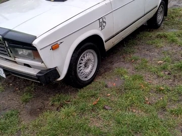 Авто ВАЗ 2105 1987 № 8125118