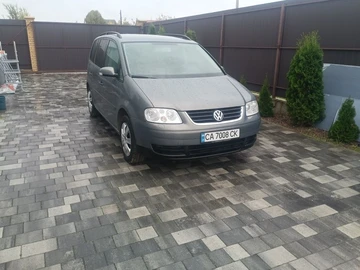 Авто Volkswagen Touran 2006 № 8125181