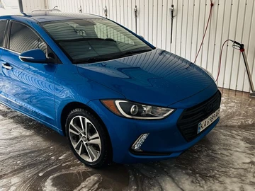 Авто Hyundai Elantra 2016 № 8125199