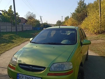 Авто Chevrolet Aveo 2005 № 8125358