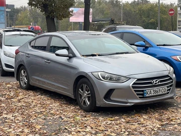 Авто Hyundai Elantra 2017 № 8125651