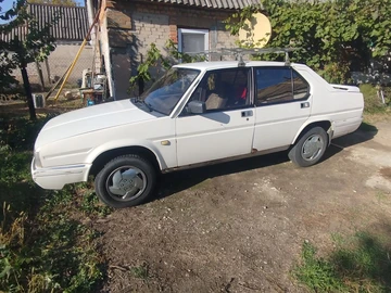 Авто Alfa Romeo 90 1984 № 8125808