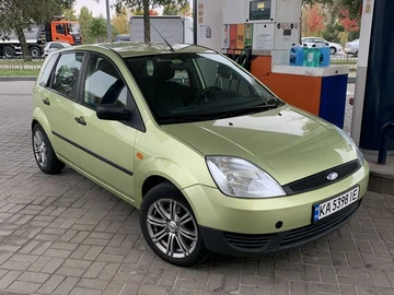 Авто Ford Fiesta 2005 № 8125818