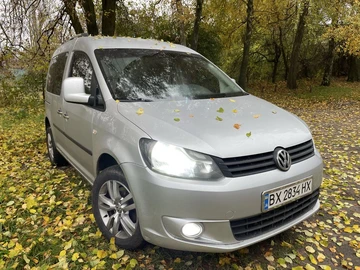 Авто Volkswagen Caddy 2012 № 8125822