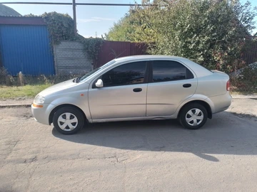 Авто Chevrolet Aveo 2005 № 8126035
