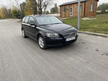 Авто Volvo V50 2005 № 8126067
