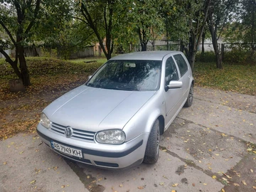 Авто Volkswagen Golf 2001 № 8126118